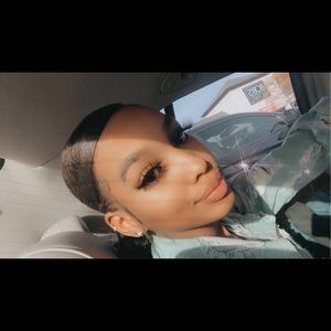 Meet your Posher, Bria